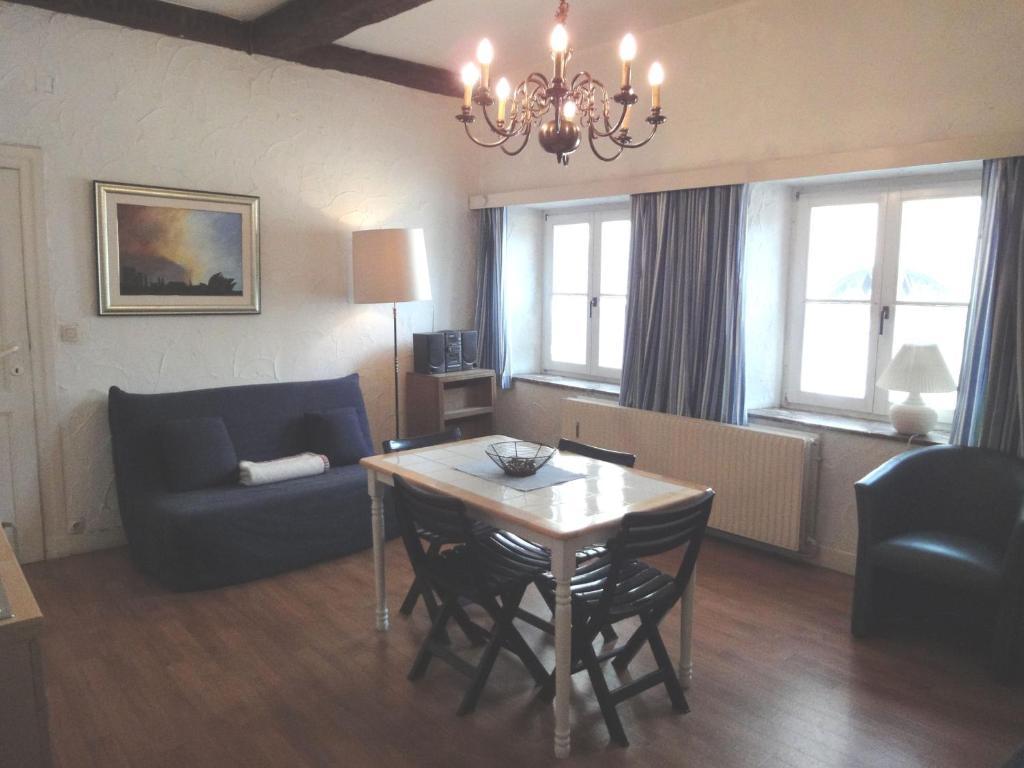 Le Studio De Christine Apartment Durbuy Phòng bức ảnh